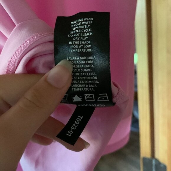 Women Buffalo David Bitton Pink V-neck Sleek Lightweight Cap Sleeve Blouse Top L - Picture 6 of 6